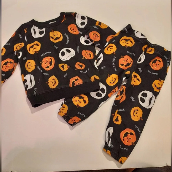 Disney The Nightmare Before Christmas Halloween Fleece Top and Bottom Set 2T - Picture 1 of 9